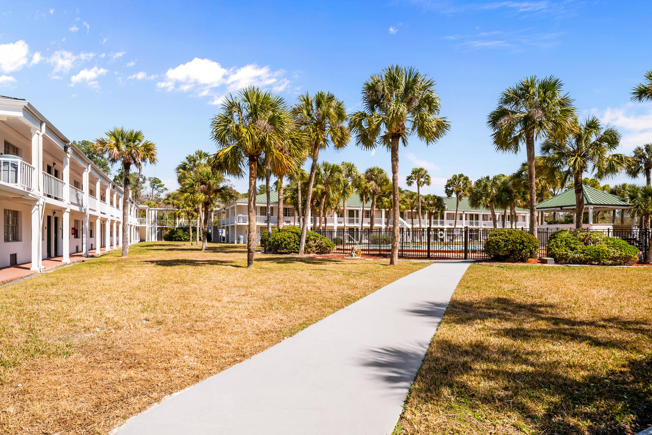 B&B HOTEL Jacksonville Airport 80/91