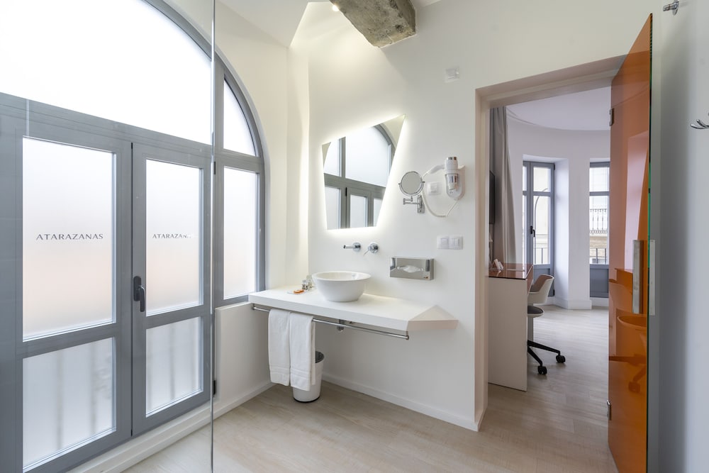 Bh Atarazanas Malaga Boutique Hotel 50/50