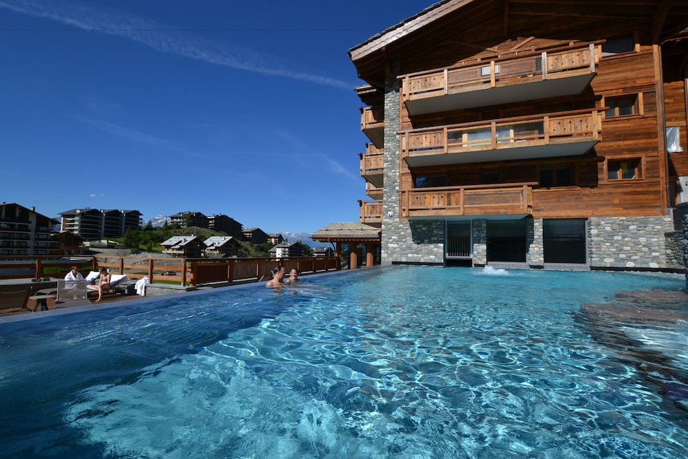 Hotel Nendaz 4 Vallees et Spa 76/81
