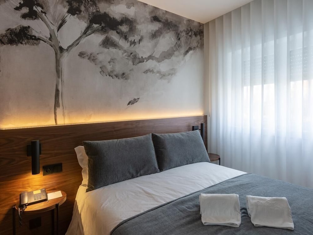 Hotel Afonso V 13/37