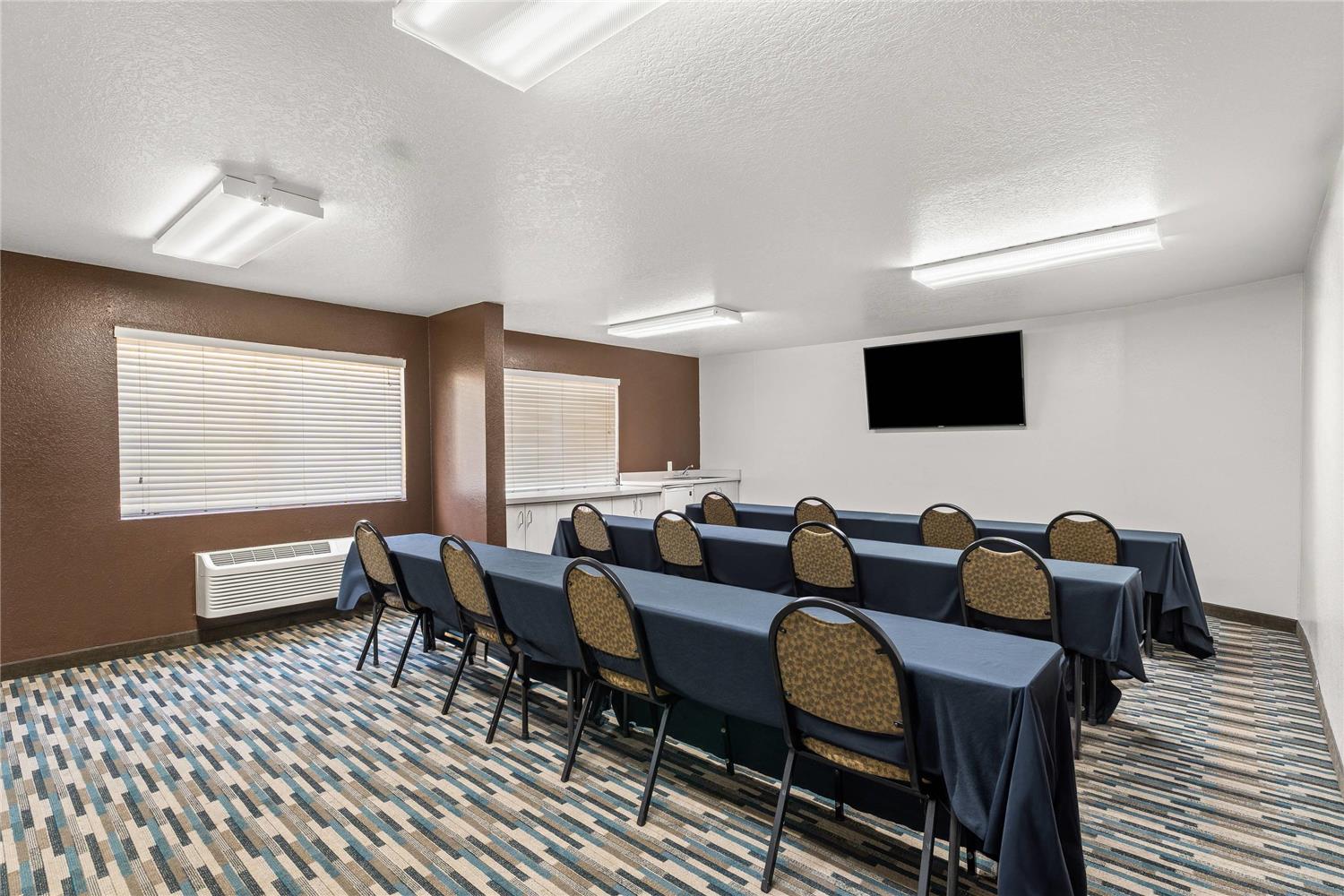 Garner Hotel Denver Airport Area 18/20