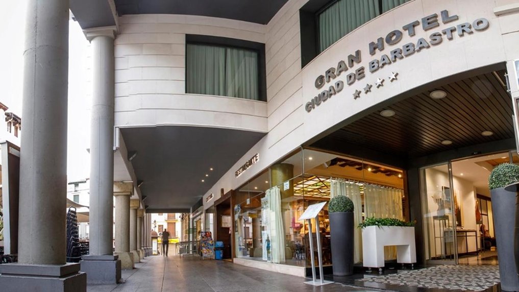 Gran Hotel Ciudad De Barbastro 1/28