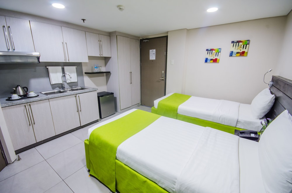 Jade Hotel Suites 20/66