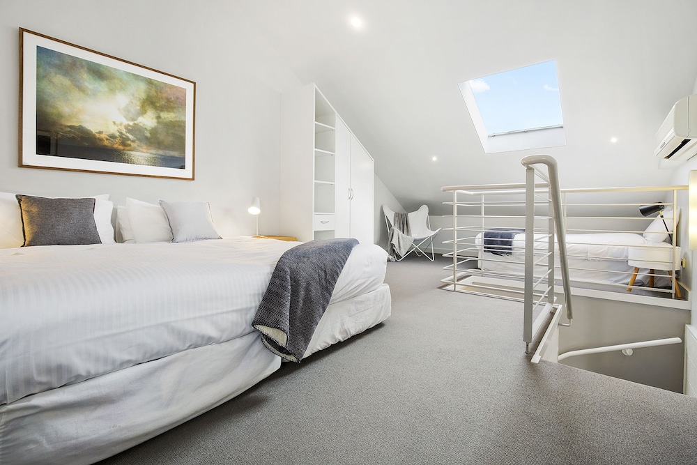 Open Plan, Apartment, Two Story