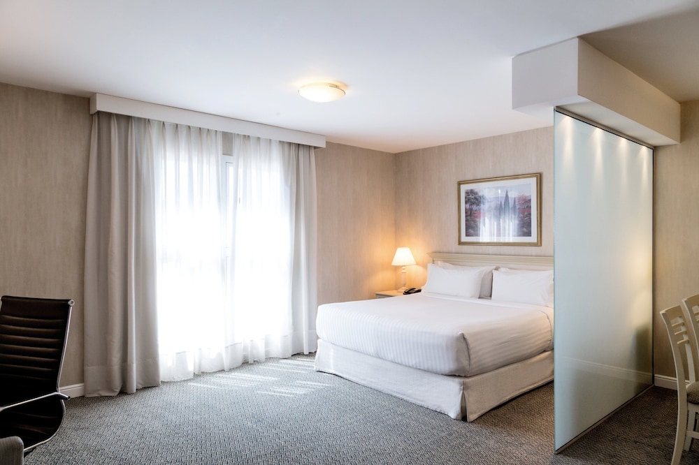 HOLIDAY INN EXPRESS ROSARIO 15/56