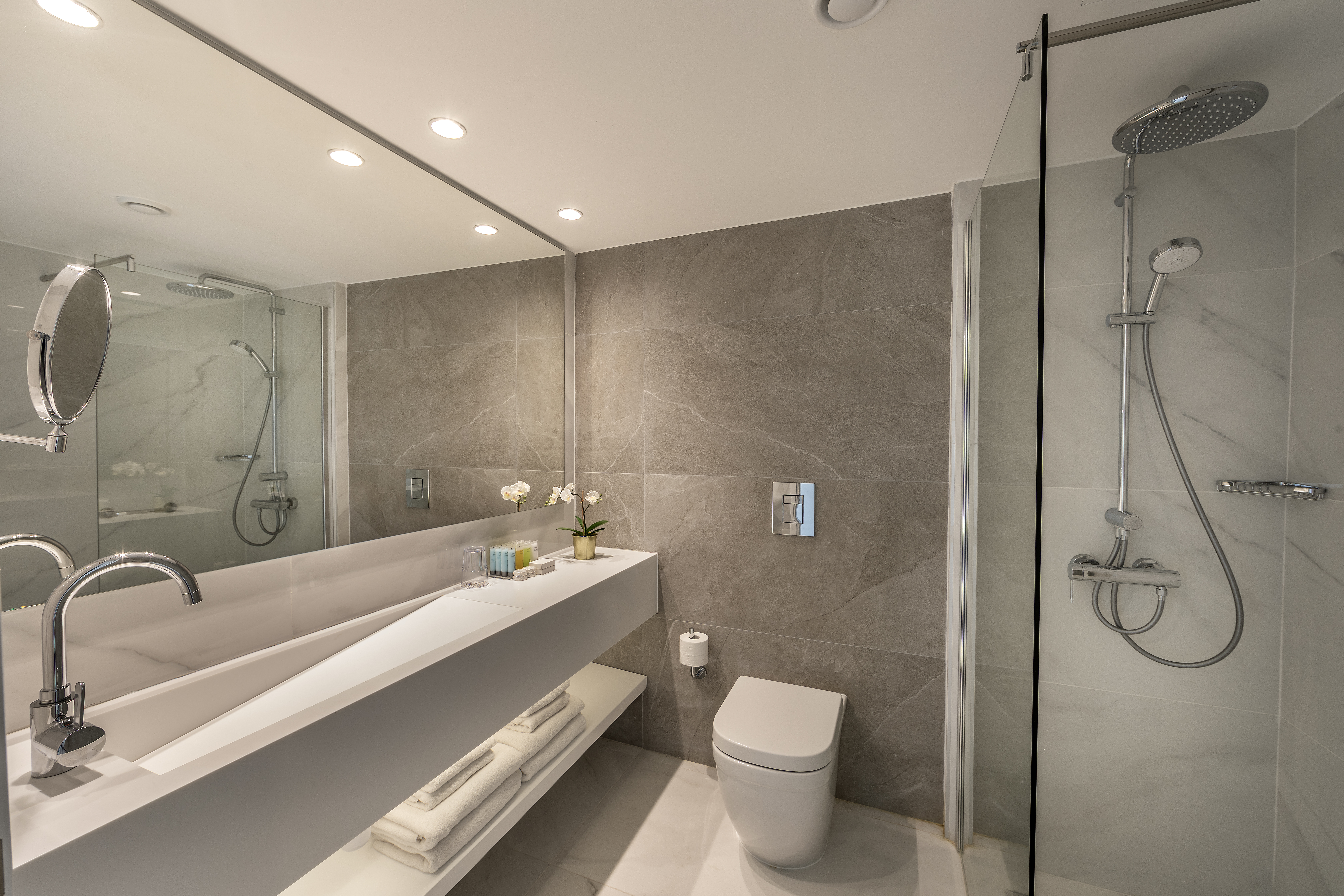 2 Bedrooms, Family, Lateral Side Sea View، Pavlo Napa Beach Hotel 8/9