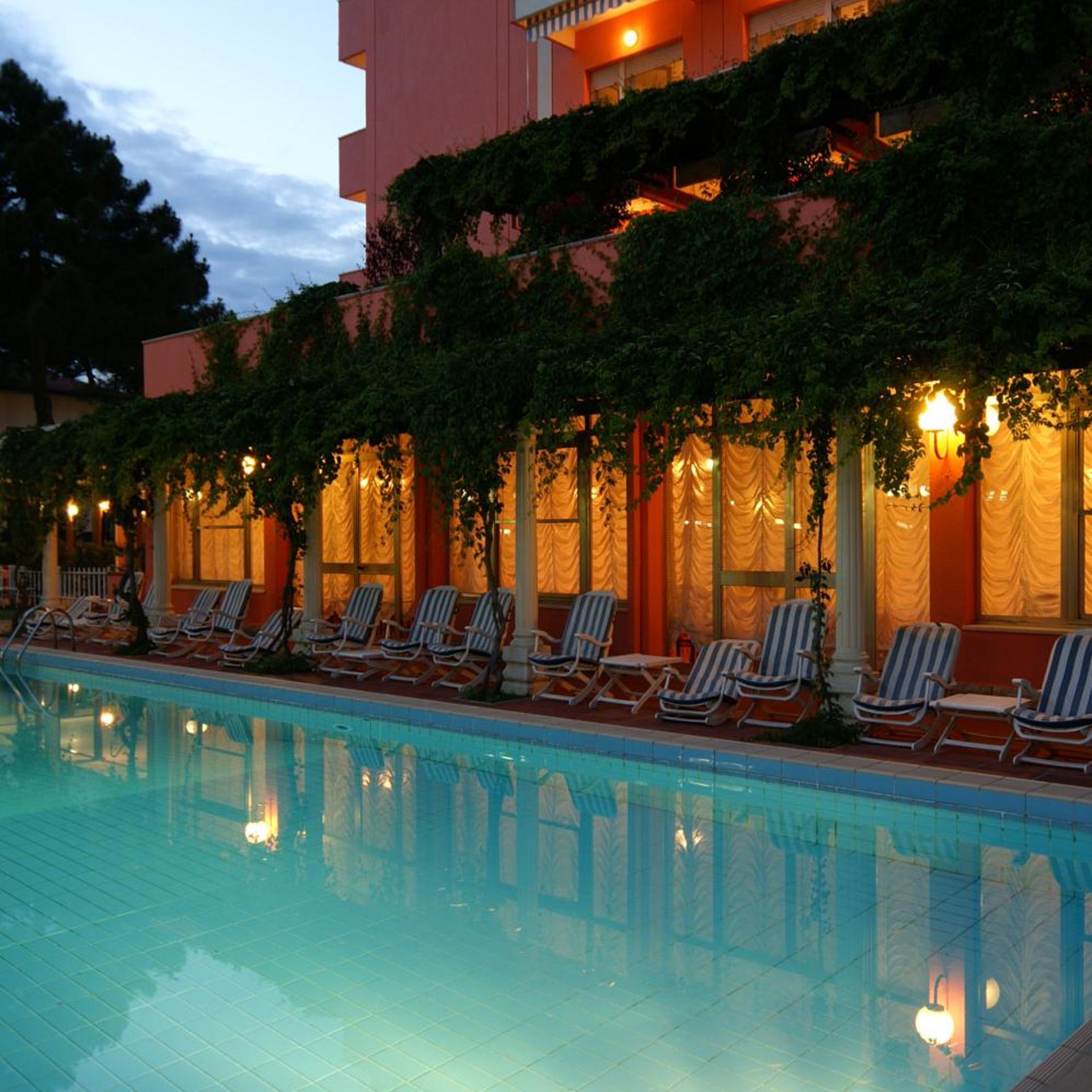 Hotel Meeting 47/50