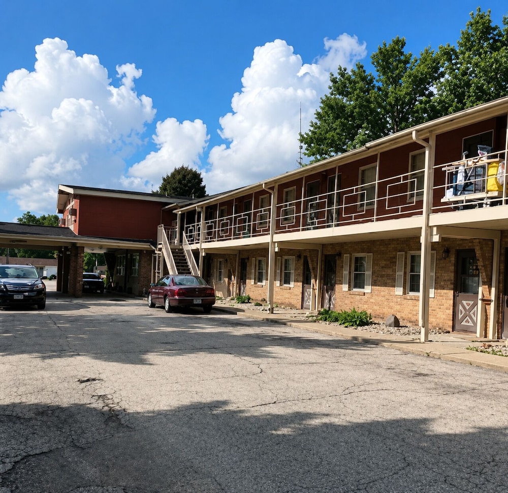 McGoverns Hotel and Suites 38/45