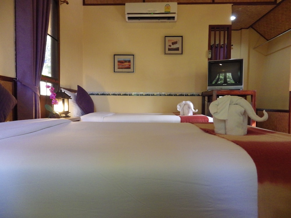 PURA VIDA PAI RESORT 7/65