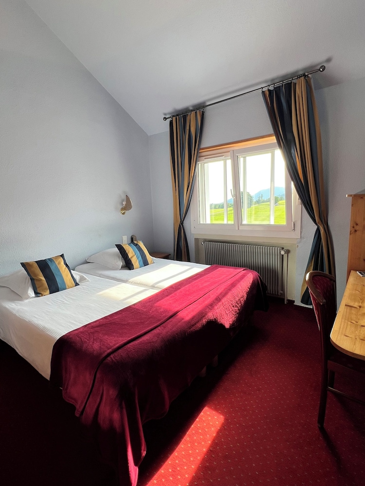 LOGIS HOTEL DES ROCHES 25/60