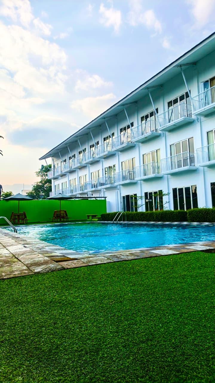 Hotel Bogor Indah Nirwana 25/27