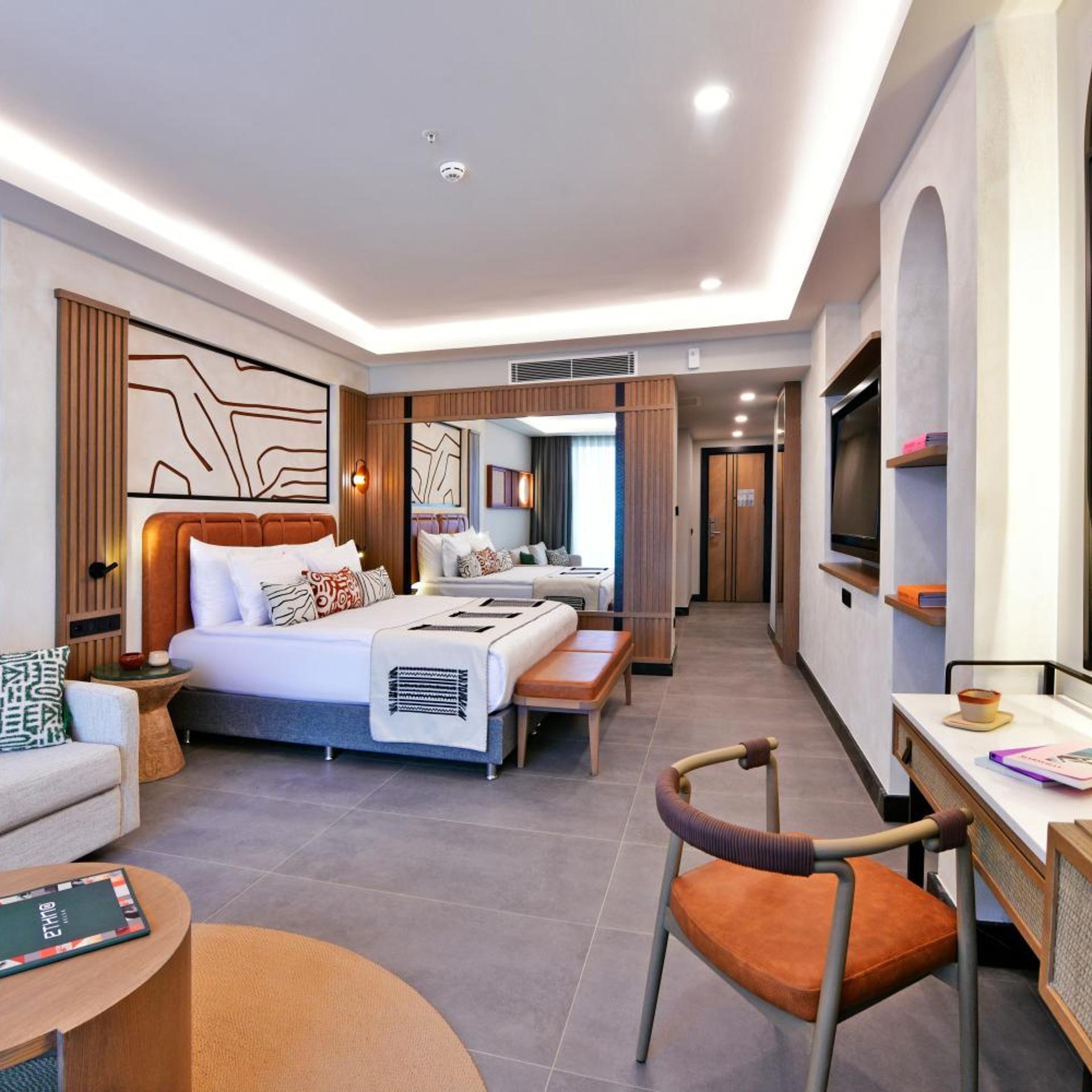 Swim Up, Deluxe, King Bed, Sea View