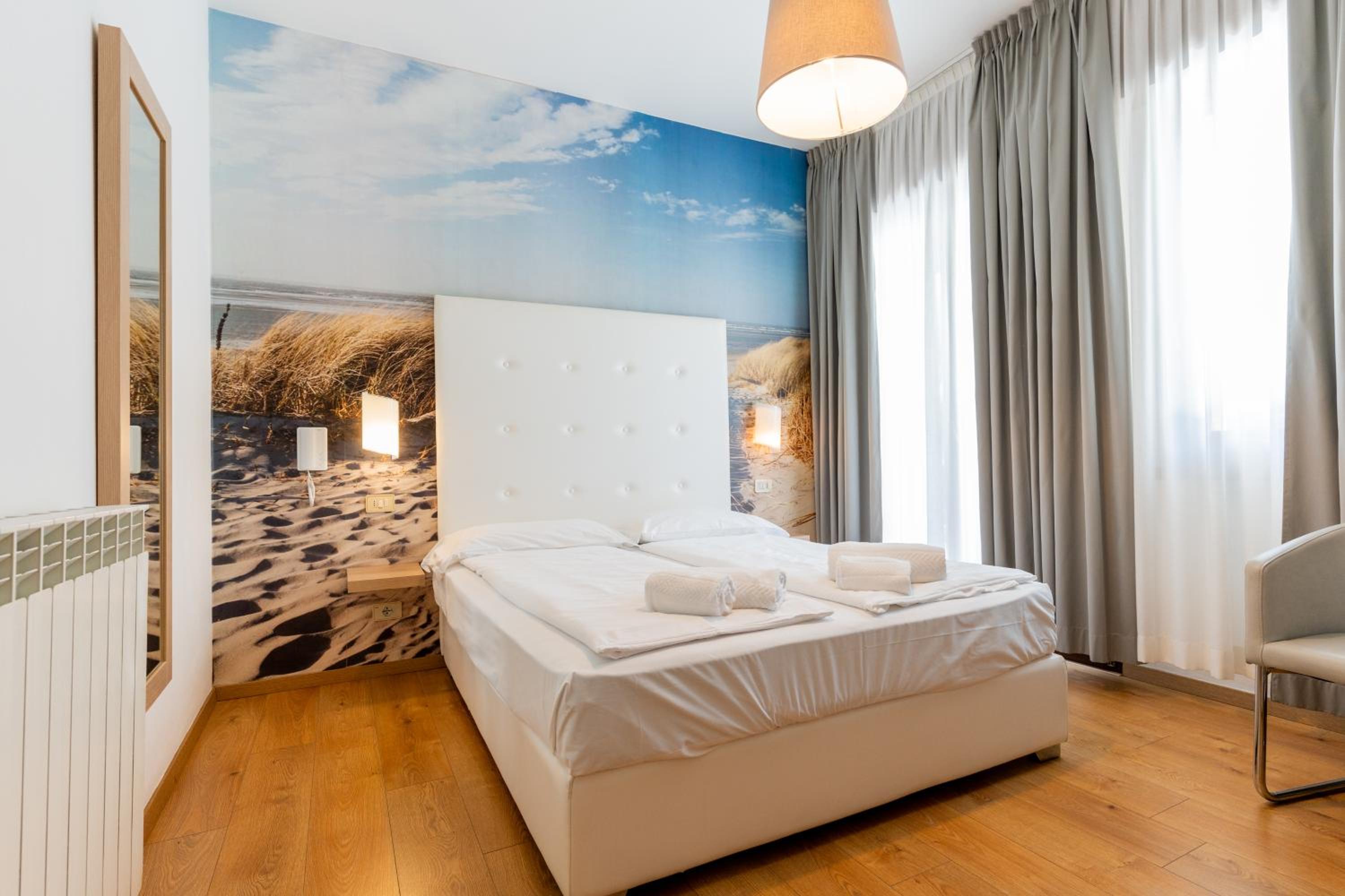 Room, Double Bed, Balcony