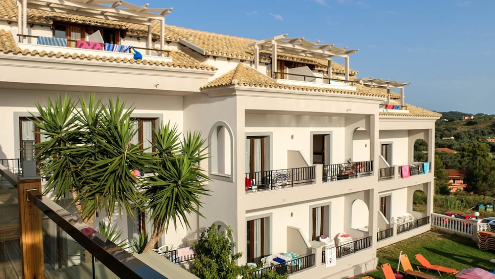 Terezas Hotel 1/50