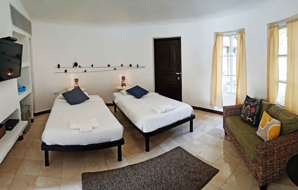Vorona Resort 4/50