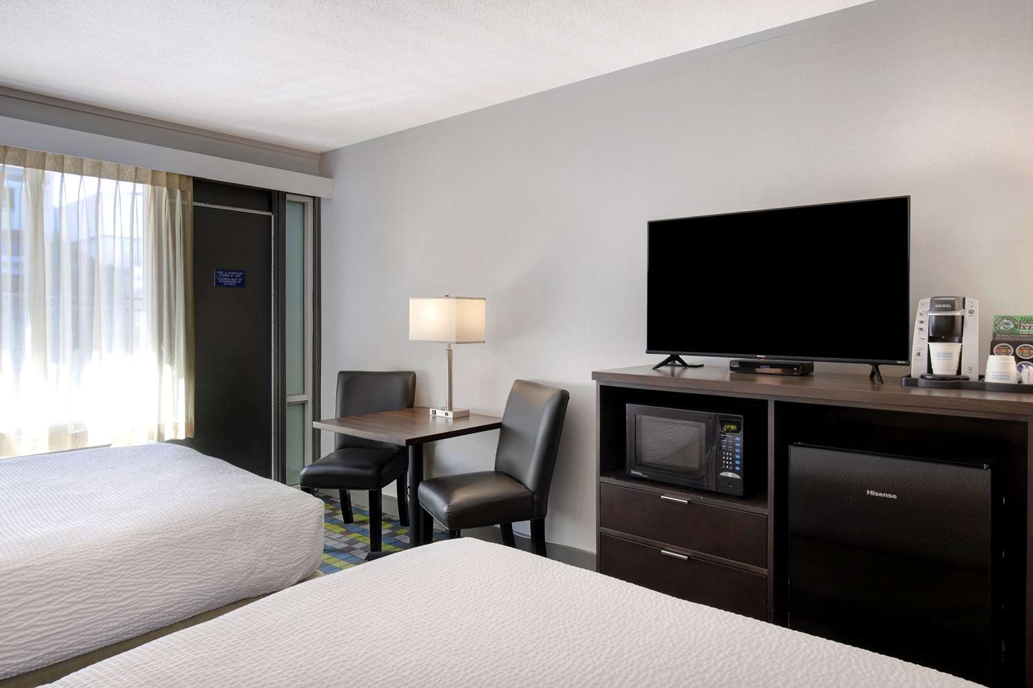 Days Inn by Wyndham Victoria Airport Sidney 25/34