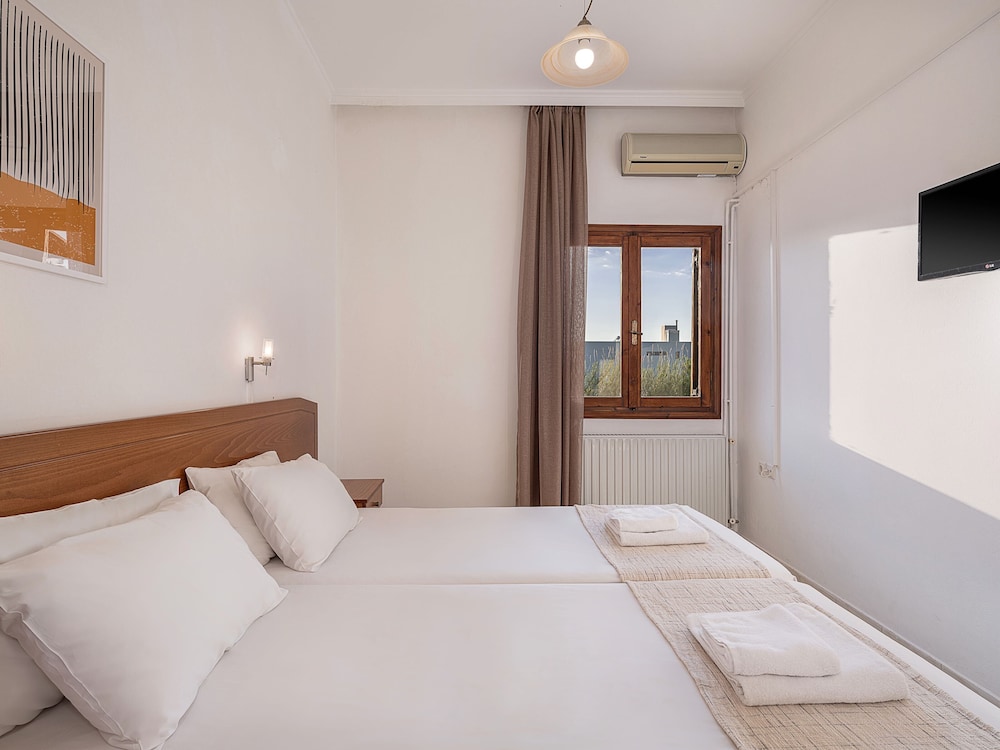 Artemis Hotel Apartments 22/50