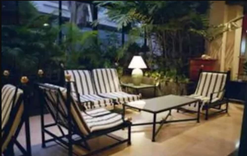 HOTEL LA BATELIERE 33/50