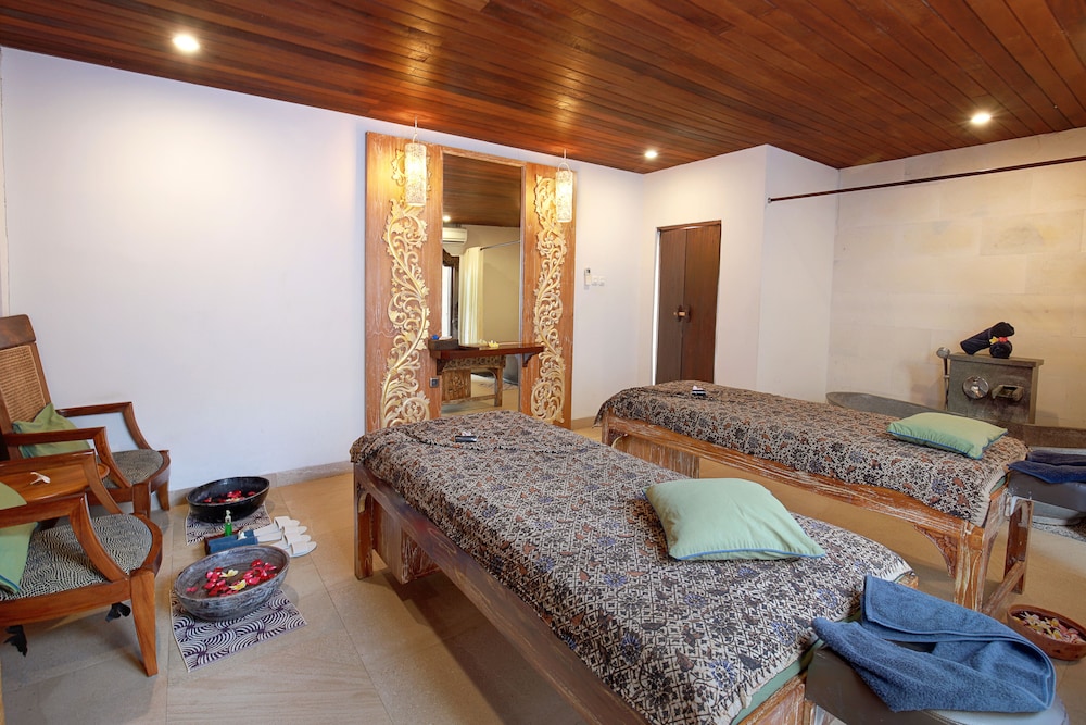 Lumbini Villas And Spa 45/70