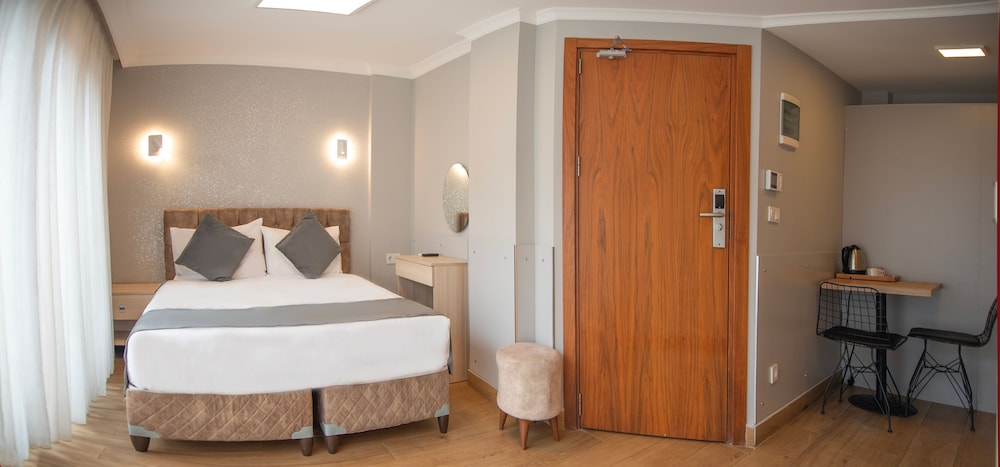 Sur Hotel 11/50