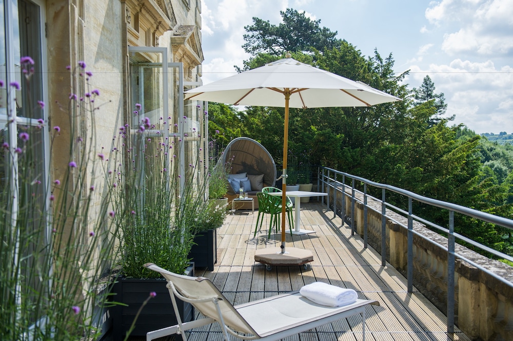 Cowley Manor 3/58
