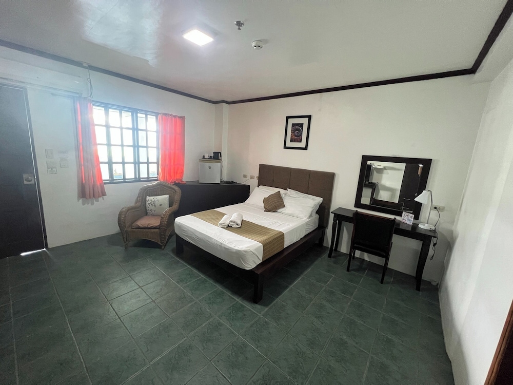 Subiza Beach Resort 19/48
