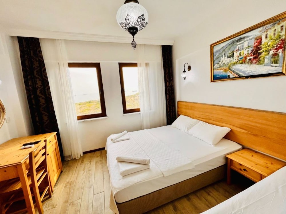Sukha Inn Otel & Beach 13/50