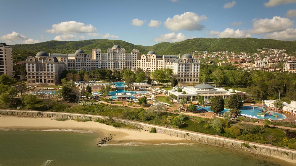 Alua Sunny Beach Resort & Spa 64/66