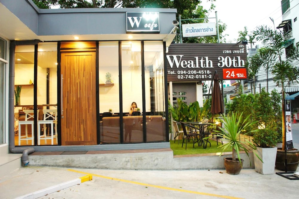 Wealth 30Th Apartment 8/41