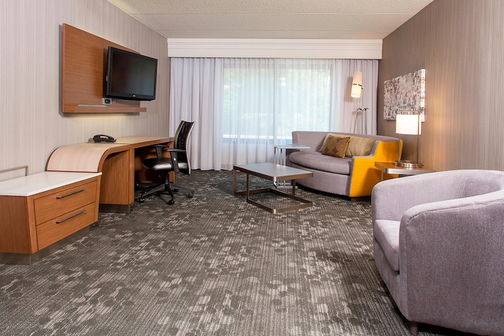 Courtyard Marriott Binghamton 29/39