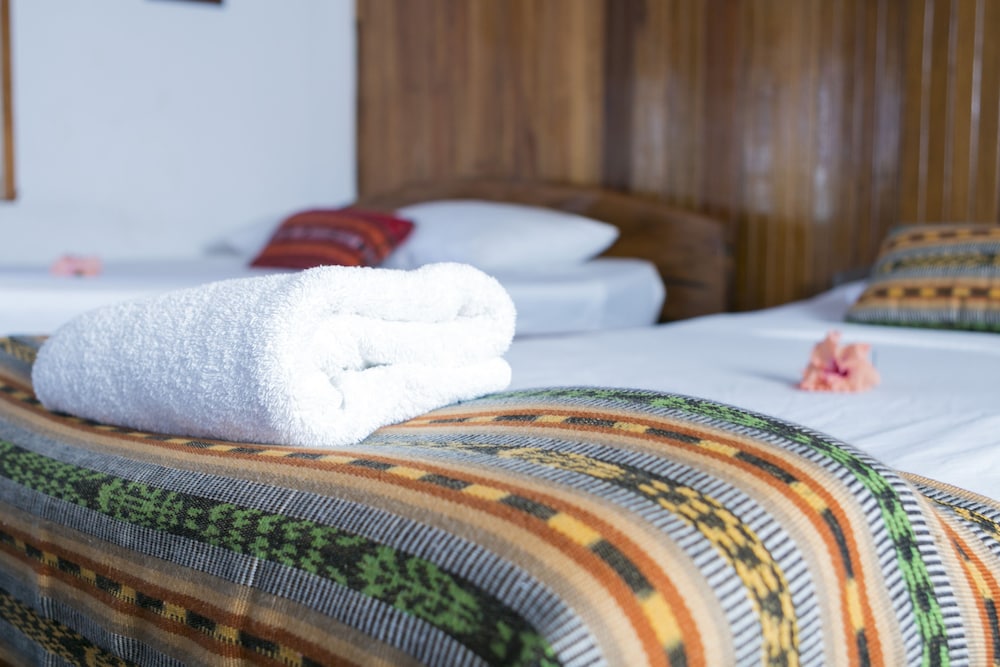 La Isla Inn Hotel 18/52