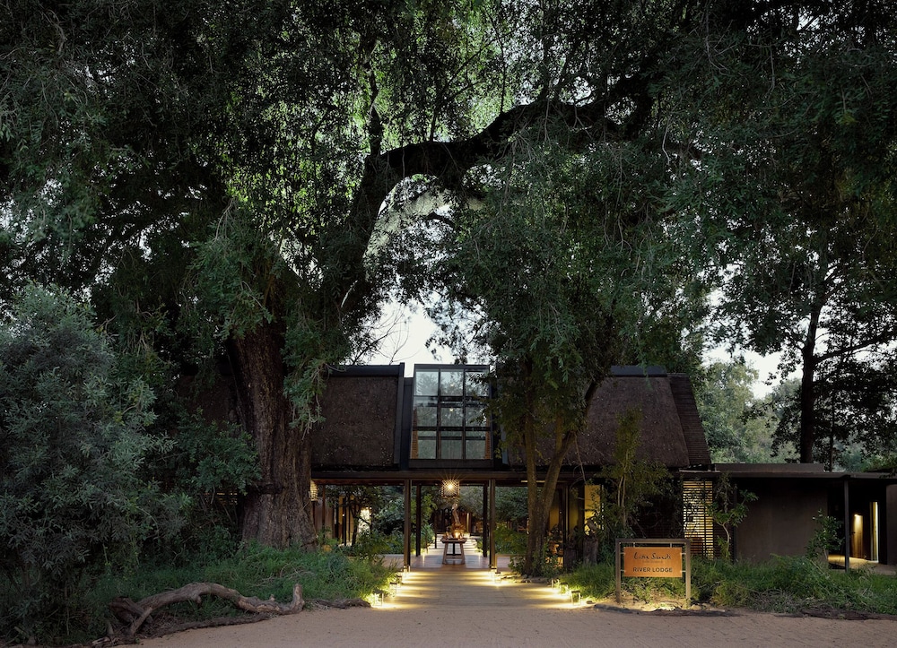 Lion Sands River Lodge 4/74