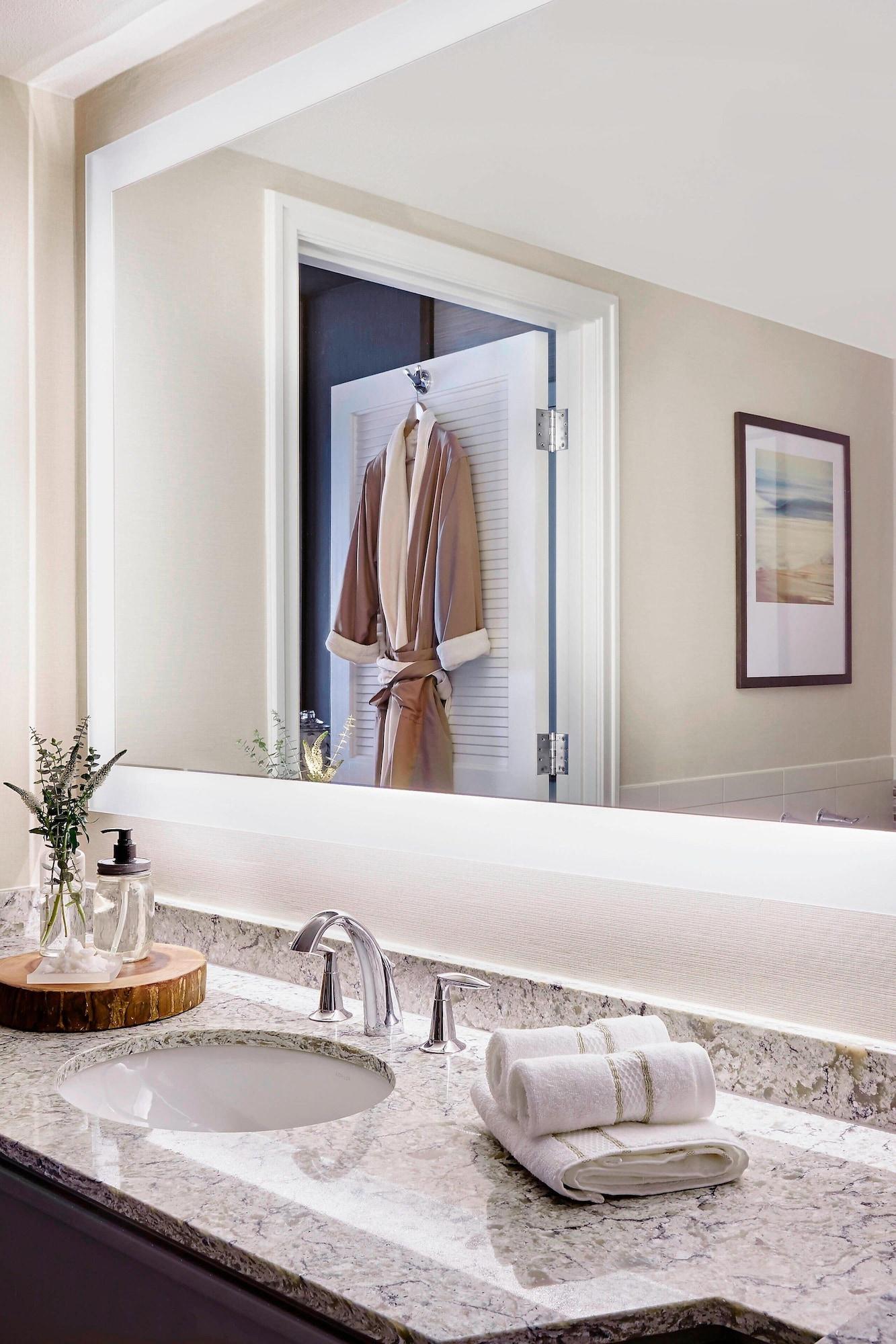 Room, King Bed, Bay View، Marriott Coronado Island Resort Spa 4/6