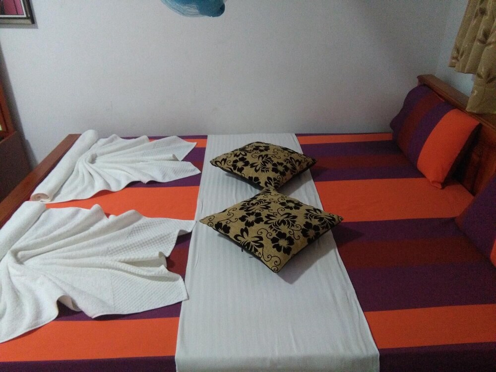 Hotel Camorich 14/36