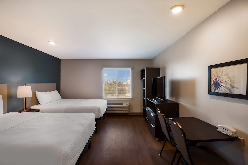 Standard, 2 Double Beds