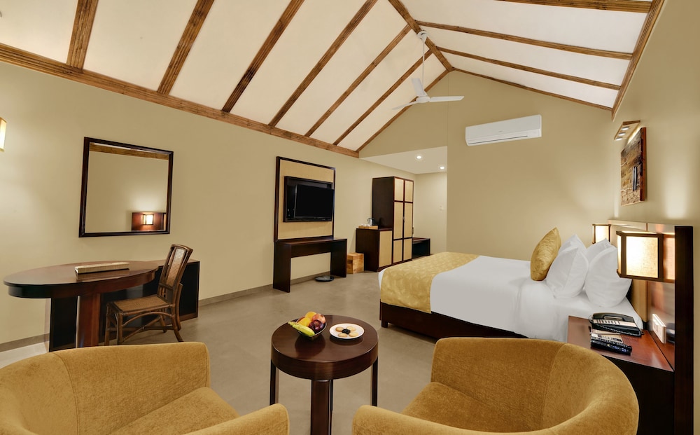 The Fern Sattva Resort Polo Forest 22/48