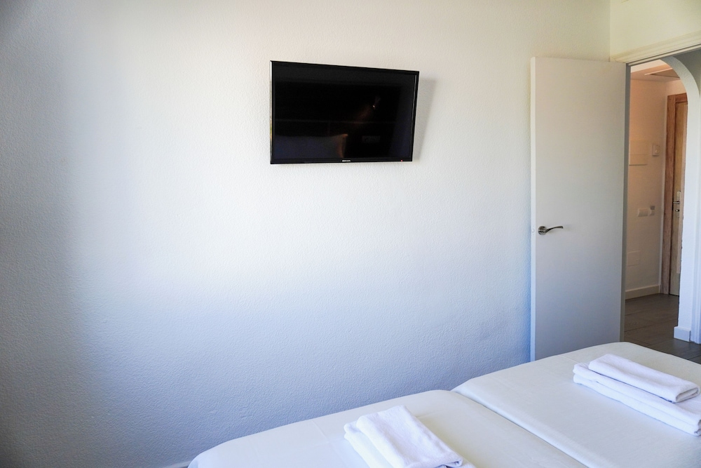 1 BEDROOM, APARTMENT, SINGLE, SEA VIEW, BALCONY