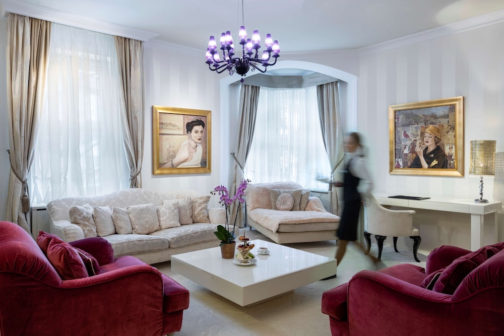 GRAND HOTEL KEMPINSKI HIGH TATRAS 45/70