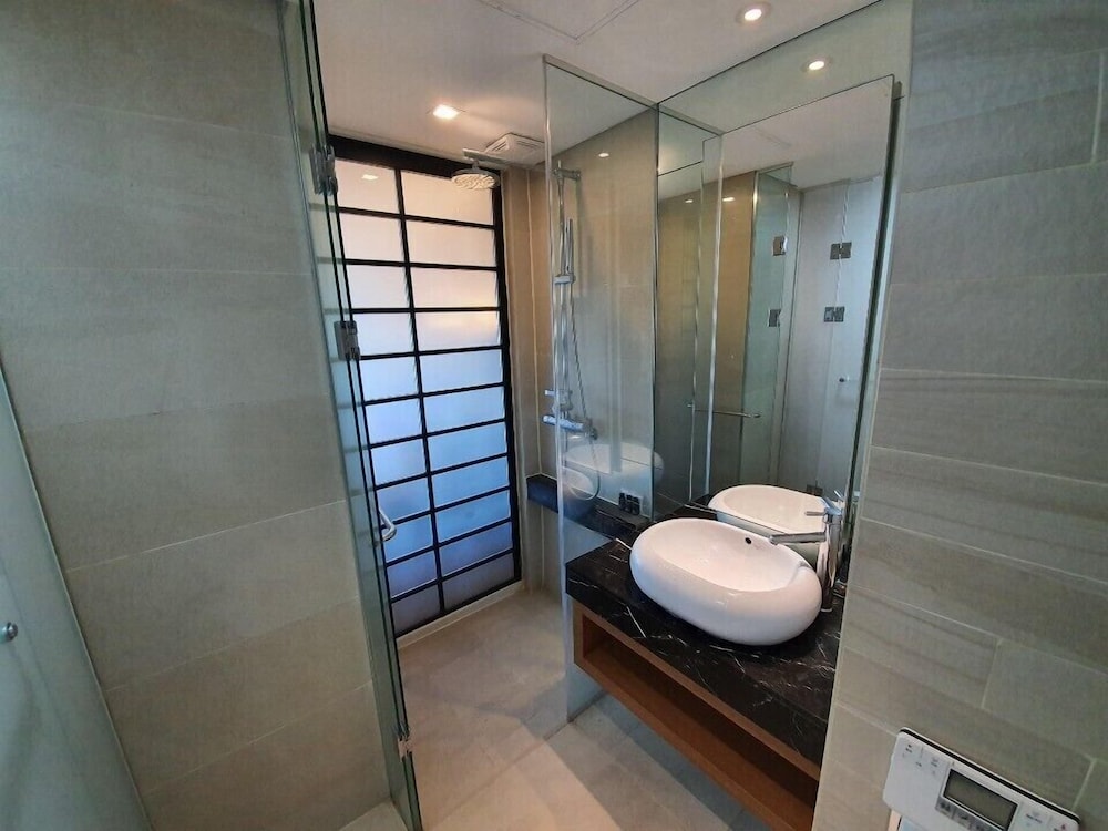 Golden Tulip Jeju Seongsan 68/68