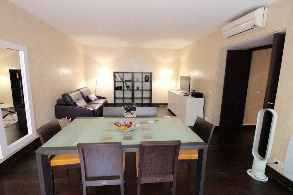 Short Stay Paris Apartments 34/50