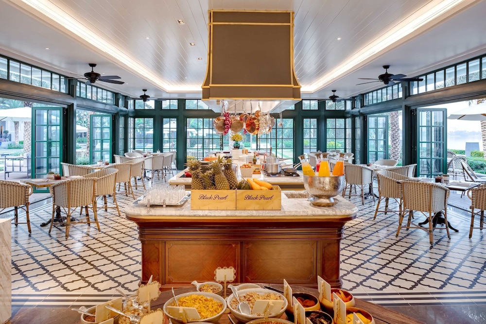 Mia Saigon Luxury Boutique Hotel 55/72
