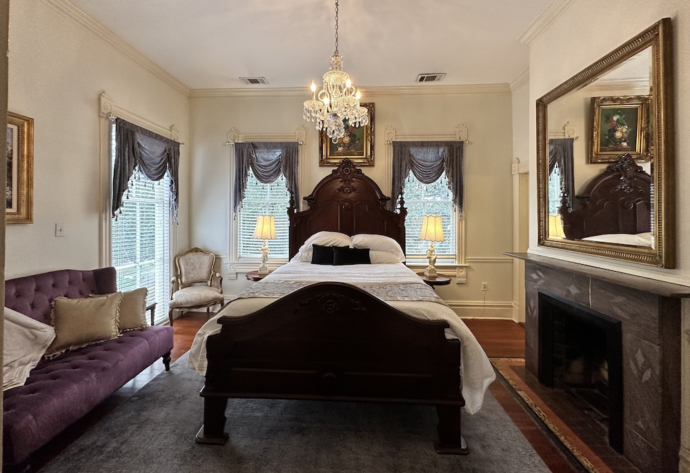 Amethyst Garden Inn 43/62