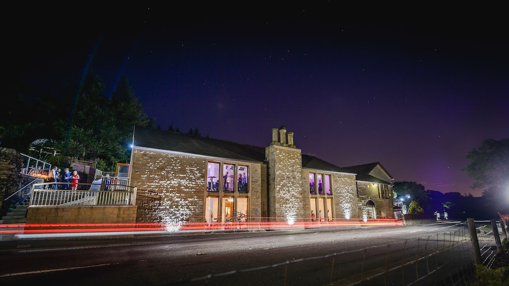 The Saddleworth Hotel 1/42