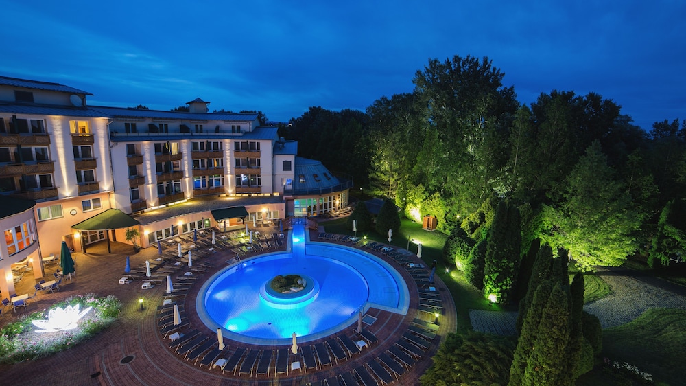 Lotus Therme Hotel And Spa Formerly Rogner Hotel Spa Lotus Therme 2/84