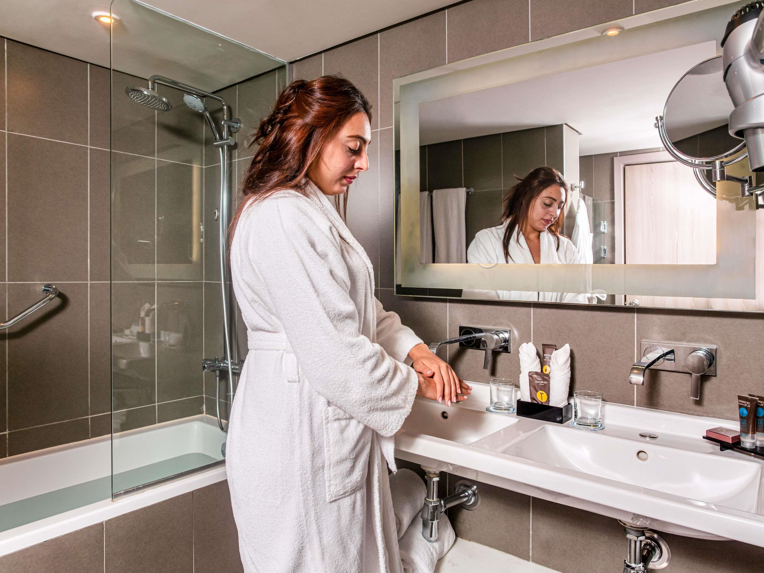 جناح سوبيريور بسرير كينج، Novotel Cairo Airport 4/5