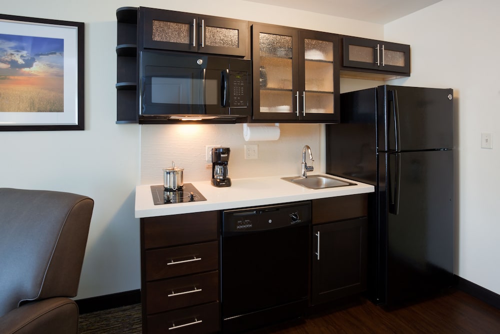 Candlewood Suites Bemidji Paul Bunyan 36/37