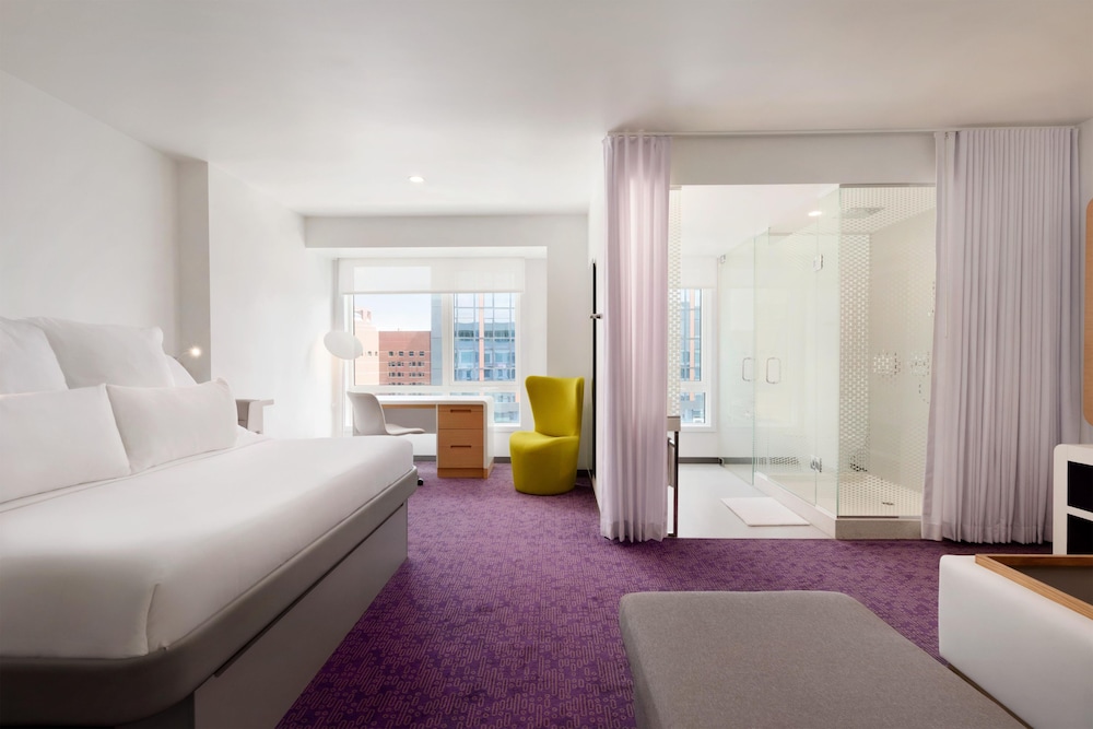 First Class, King Bed