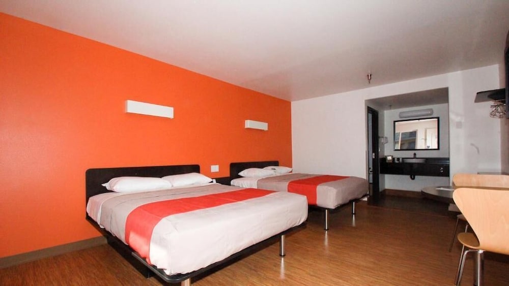 Motel6 Victorville, CA - Apple Valley 21/49