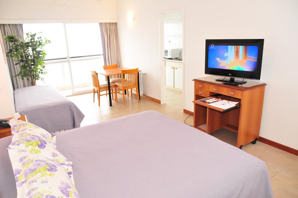 Bristol Condominio Apart 11/26