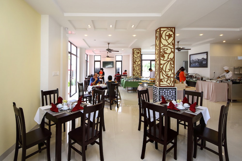 Viet Long Hoi An Beach Hotel 46/53